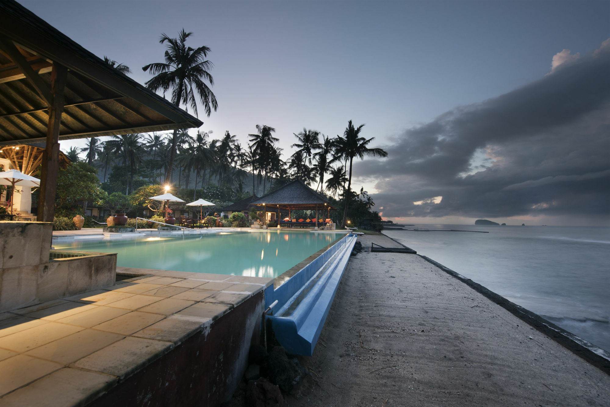 Lotus Bungalows Candi Dasa  Exterior photo